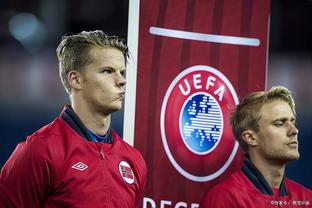 Effenberg: Thành tích của Kroos trong bóng đá Đức có thể bị hủy hoại bởi Euro không suôn sẻ